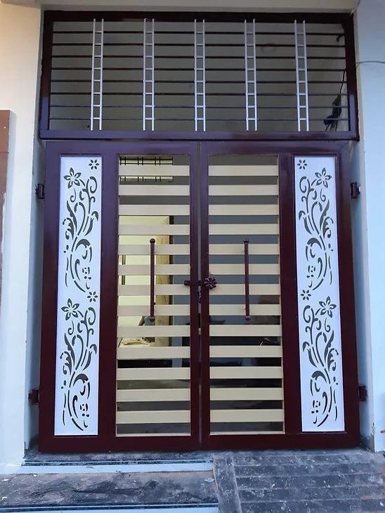 Double door gate design